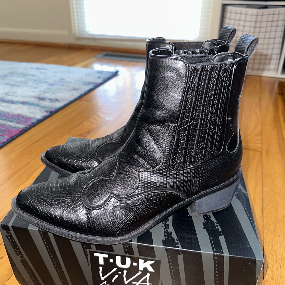 Leather Cowboy booties - Chelsea style